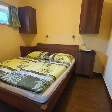 In Siofok/balaton 19745 Appartement *